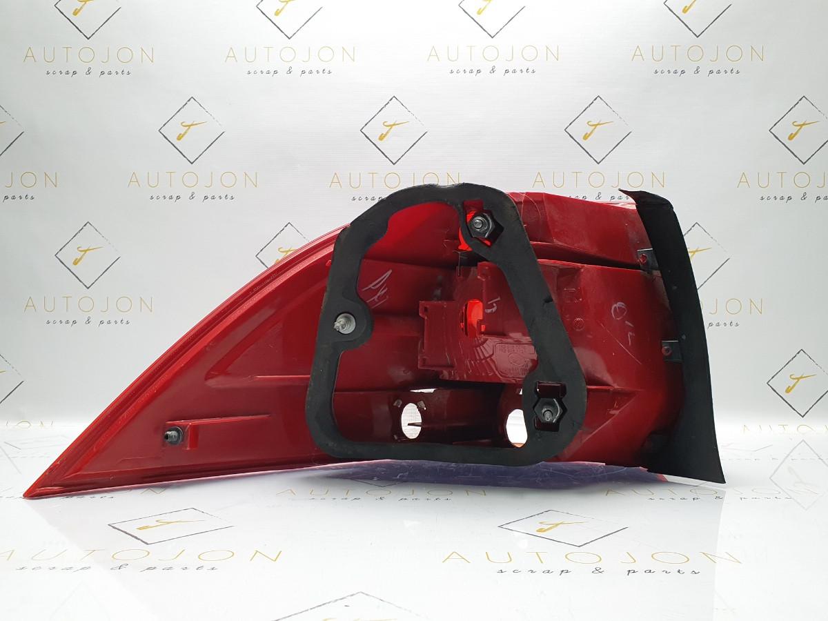 Lampa stop aripa dreapta spate VOLKSWAGEN GOLF V Variant 1K5 2007 - 2009 1K9945095 / 1K9 945 095