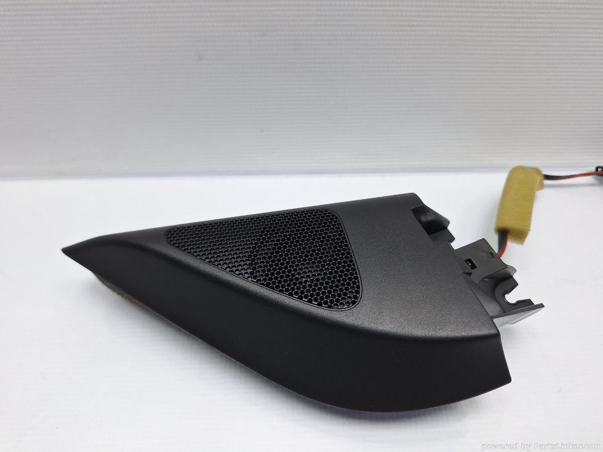 Tweeter usa dreapta fata VOLKSWAGEN PASSAT Variant 3C5 2005 - 2011 TDI CBDC 3C0837994