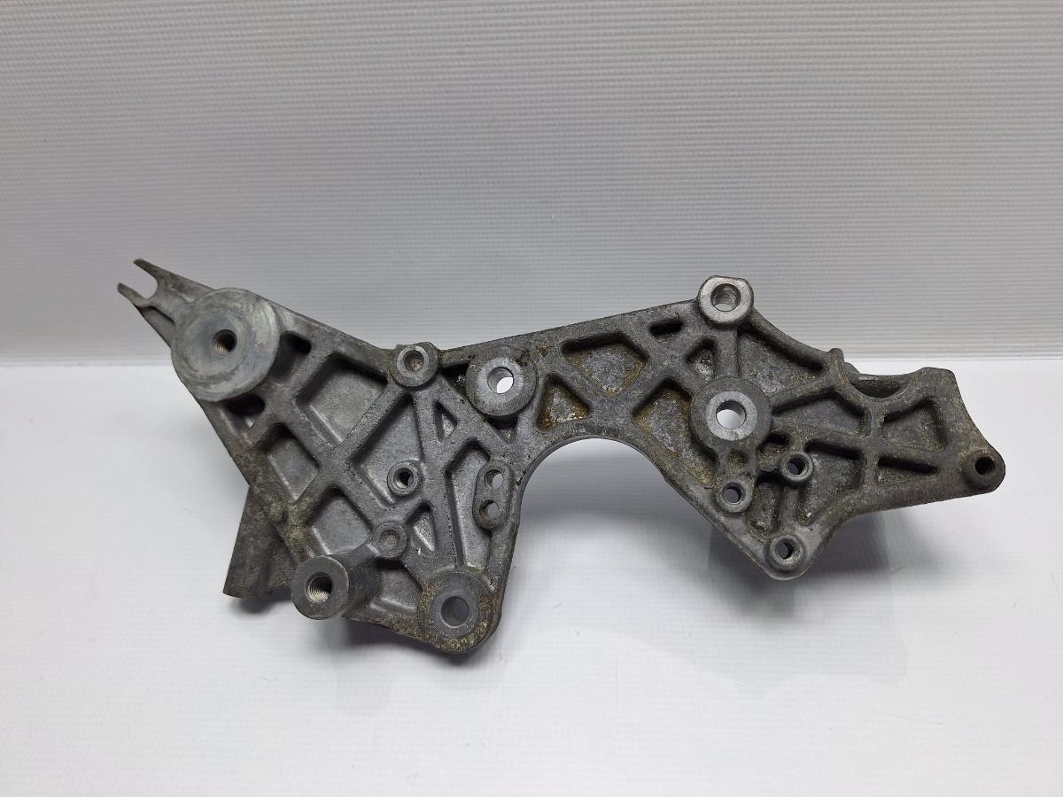 Suport pompa combustibil AUDI A6 III Allroad 4FH, C6 2006 - 2011 2.7 TDI quattro CANC 059130147P