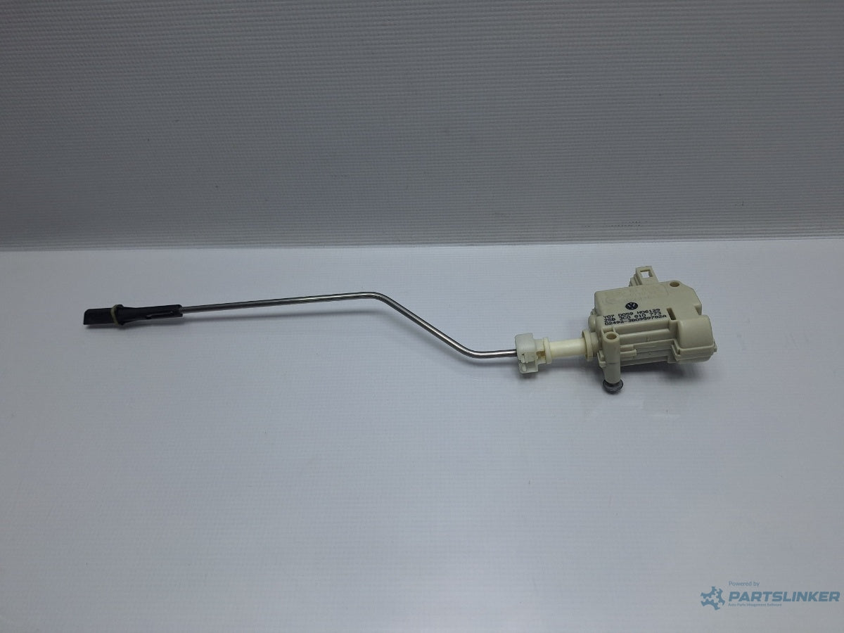 Motor sistem de închidere centralizată VOLKSWAGEN PASSAT Variant 3C5 2005 - 2011, Estate TDI BMP 3C0810773 , 3B0959782A