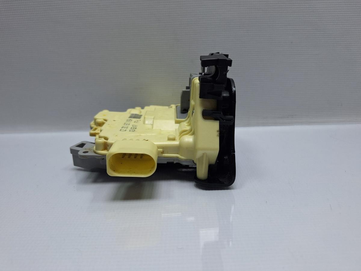 Broasca usa stanga fata VOLKSWAGEN PASSAT Variant 3C5 2005 - 2011 TDI BMP 3C1837015A