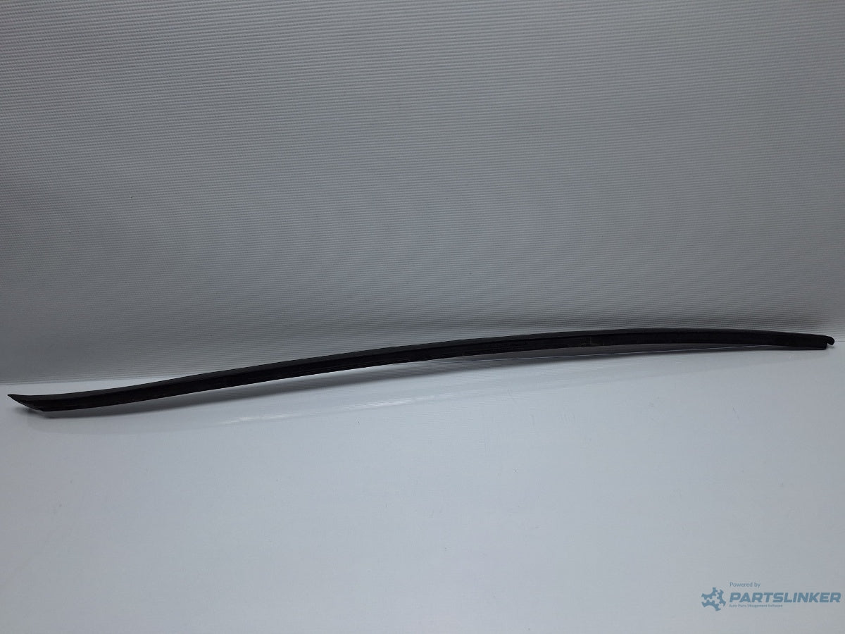 Cheder parbriz VOLKSWAGEN PASSAT Variant 3C5 2005 - 2011 TDI BMP 3C0854327A stanga