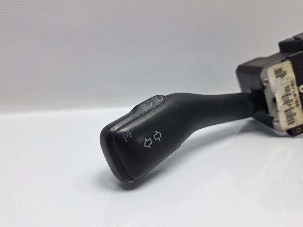 Maneta semnalizare VOLKSWAGEN GOLF IV 1J1 1997 - 2007 1.9 TDI ATD, AXR 8L0953513G