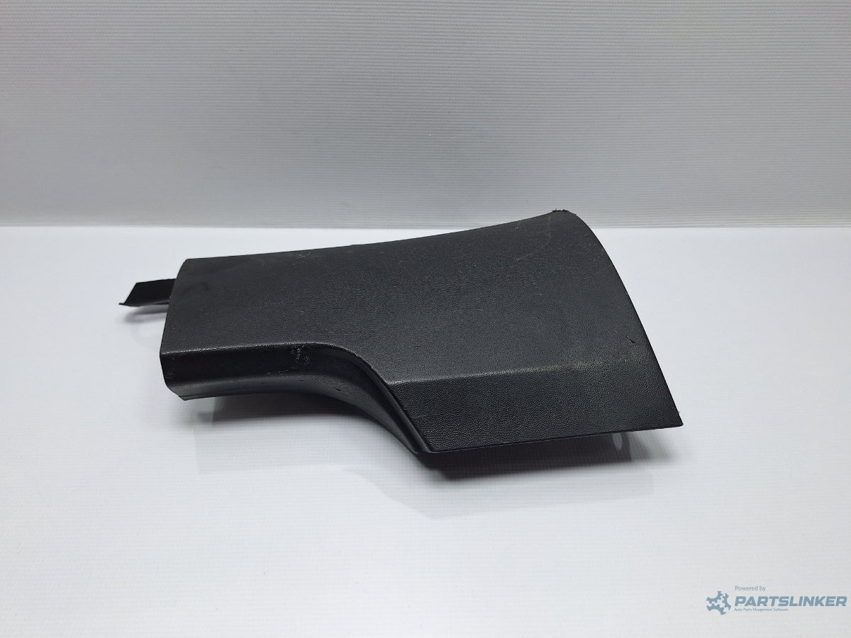 Terminal prag dreapta spate VOLKSWAGEN PASSAT Variant 3C5 2005 - 2011 TDI CAYC 3C0853898