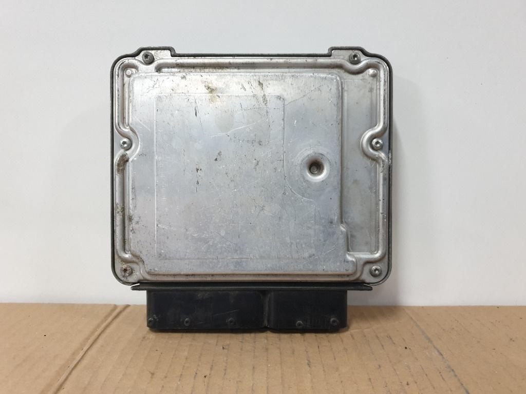 Calculator motor ALFA ROMEO 145 930_ 1994 - 2001 2.0 16V Quadrifoglio AR 32301 BOSCH 0281010988 55194380