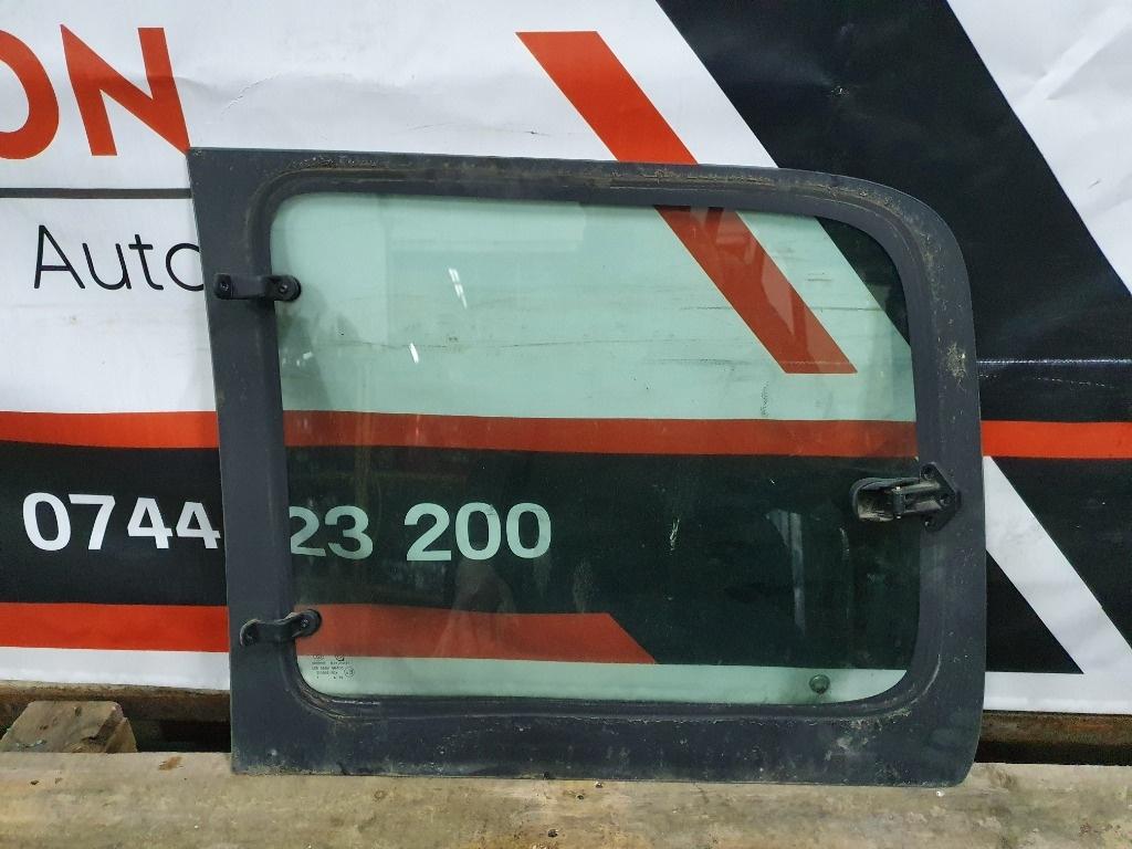 Geam dreapta spate CITROËN BERLINGO Box M_ 1996 - 2011 1.6 HDI 75 9HW (DV6BTED4), DV6B 8569 S3