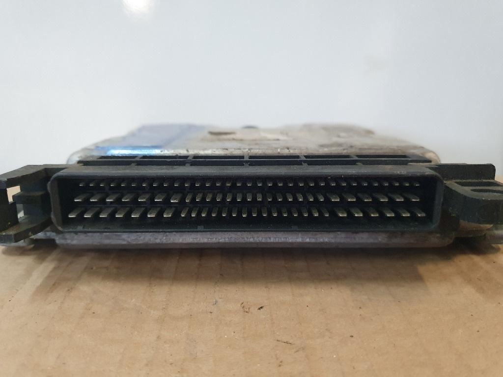 Calculator ECU motor PEUGEOT 206 Hatchback 2A/C 1998 - > 2.0 HDI 90 RHY (DW10TD) BOSCH 0281010500 9641606980