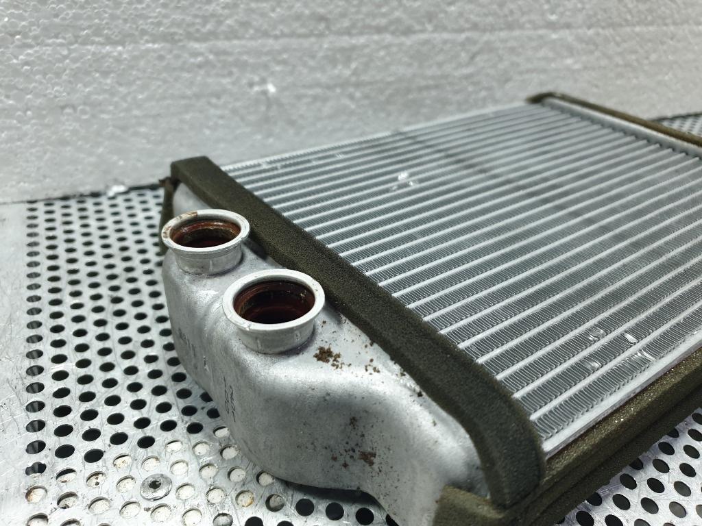 Radiator apa habitaclu MERCEDES-BENZ M-CLASS W163 1998 - 2005 2.7 ML 270 CDI OM 612.963 0310I