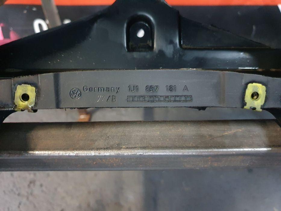 Plansa de bord VOLKSWAGEN GOLF IV 1J1 1997 - 2007 1.6 16V ATN, AUS, AZD, BCB 1J1857181A