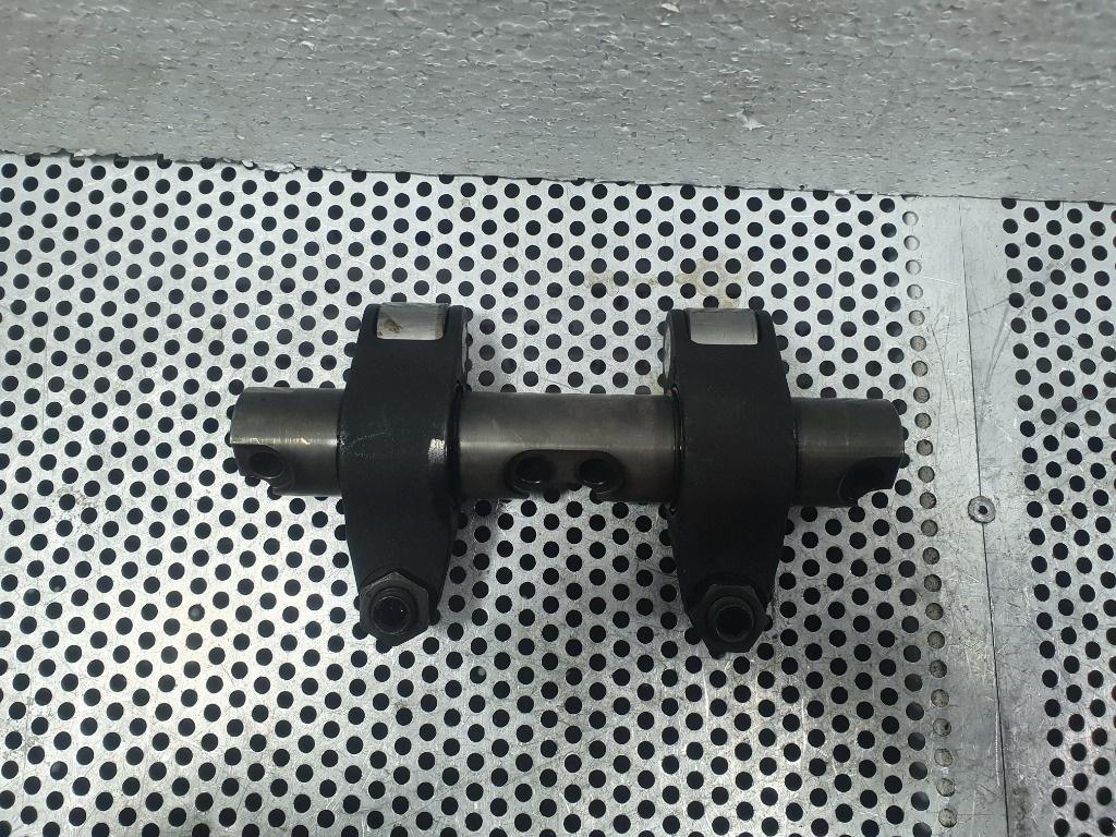 Rampa culbutori injectoare AUDI A4 II Avant 8E5, B6 2000 - 2005 1.9 TDI AVF, AWX 038109527AF