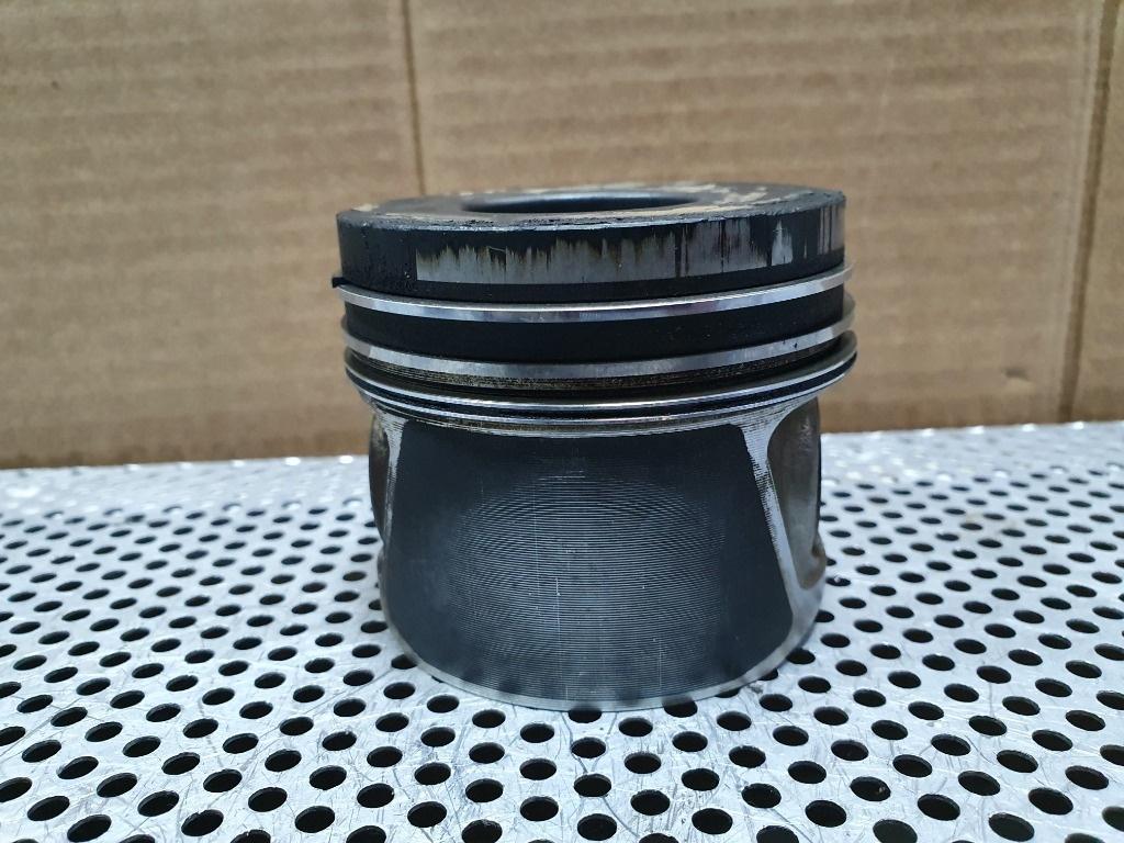 Piston VOLKSWAGEN GOLF V 1K1 2003 - 20092.0 TDI 16V BKD 03G107065J