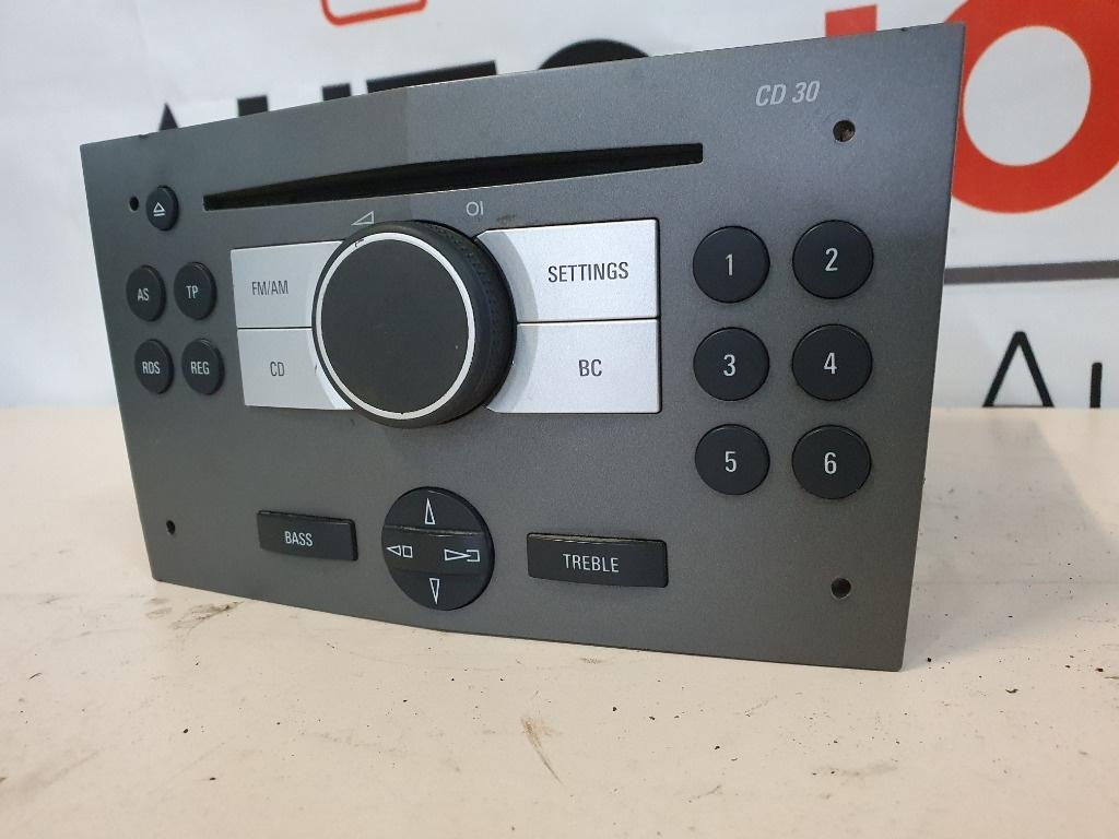 CD- Player OPEL ZAFIRA B A05 2005 - 2015 1.9 CDTI Z 19 DTL 13190856