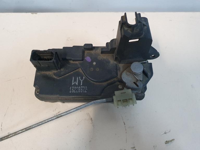 Broasca dreapta spate OPEL ZAFIRA B A05 2005 - 2015 1.9 CDTI Z 19 DTL 13220372