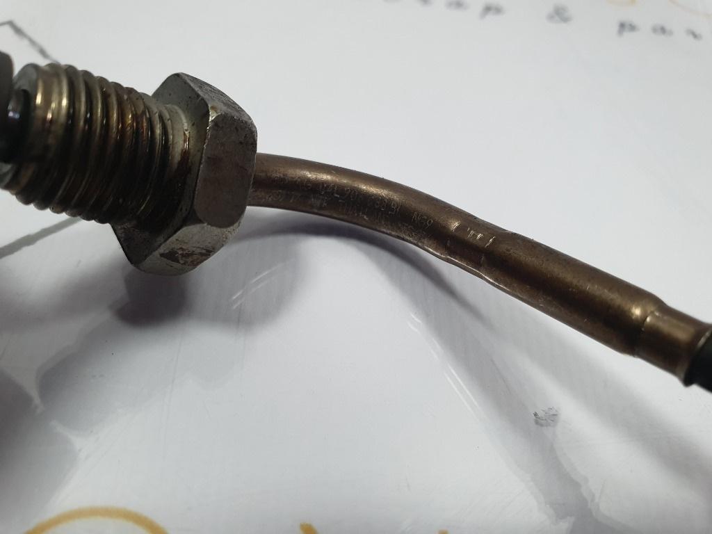 Senzor temperatura gaze evacuare VOLKSWAGEN PASSAT Variant 3G5 2014 - > 2.0 TDI CRLB, DBGA, DFGA 04L906088BL