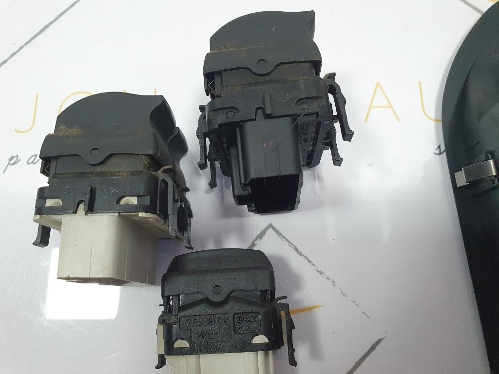 Comanda geamuri electrice RENAULT LAGUNA II Grandtour KG0/1_ 2001 - 2007 1.9 dCi F9Q 750 0150871093 0150901092