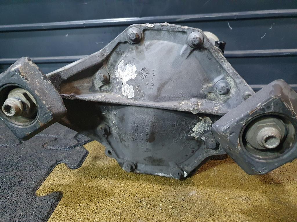 Grup spate diferential MERCEDES-BENZ C-CLASS W204 2007 - 2014, MERCEDES-BENZ C-CLASS T-Model III S204 2007 - 20142.2 C 180 CDI OM 651.913 A2043510408