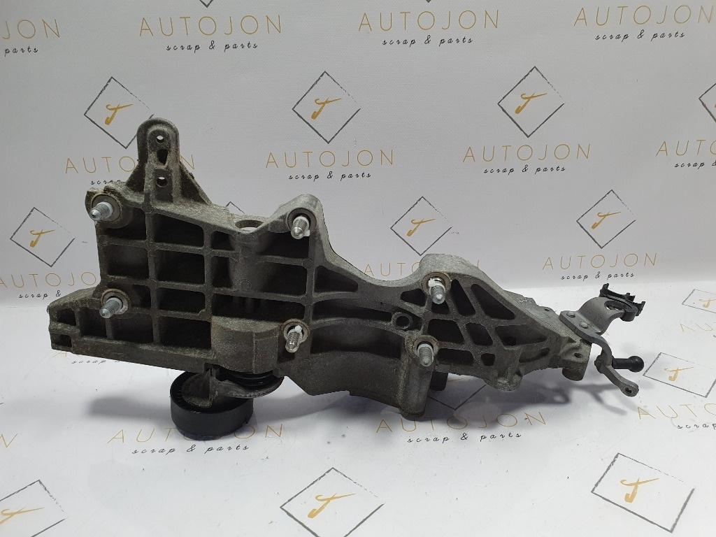 Suport accesorii VOLKSWAGEN PASSAT Variant 365 2010 - 2014 TDI 4motion CFGB 03L903143Q