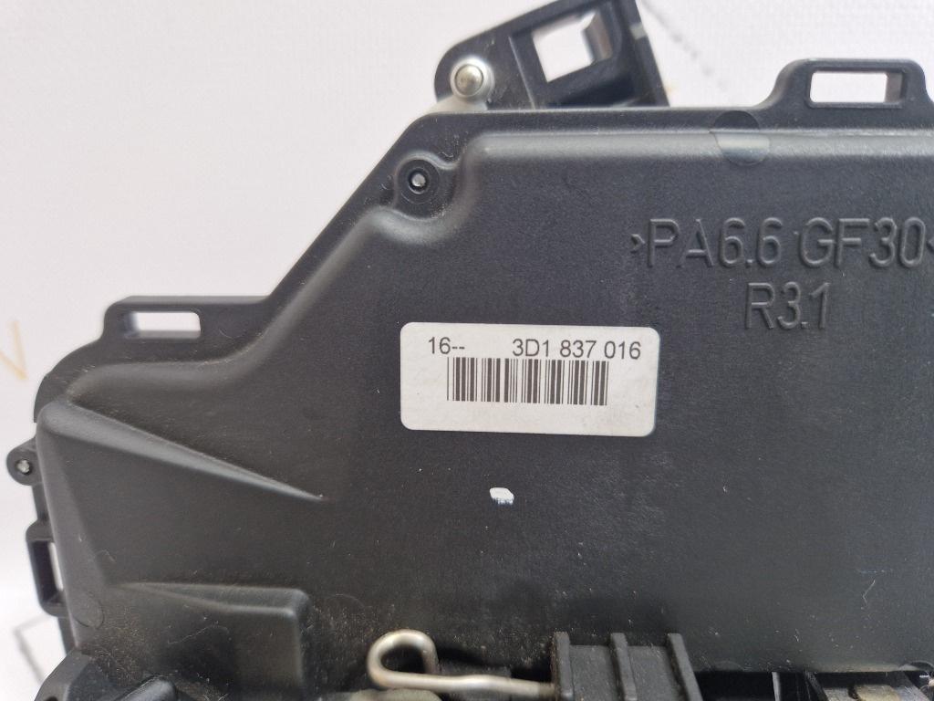 Broasca usa dreapta VOLKSWAGEN TOURAN 1T1, 1T2 2003 - 2010 2.0 TDI 16V BKD 3D1837016