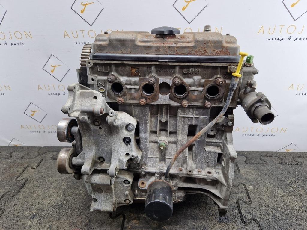 Motor KFX PEUGEOT 206 Hatchback 2A/C 1998 - > 1.4 i KF.. V3270920V / 0135 EC