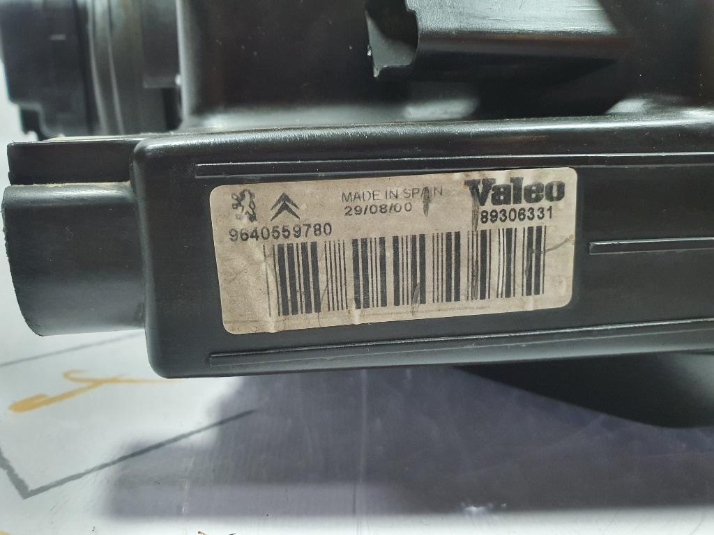 Far stanga PEUGEOT 206 Hatchback 2A/C 1998 - >1.4 i KF.. 9640559780