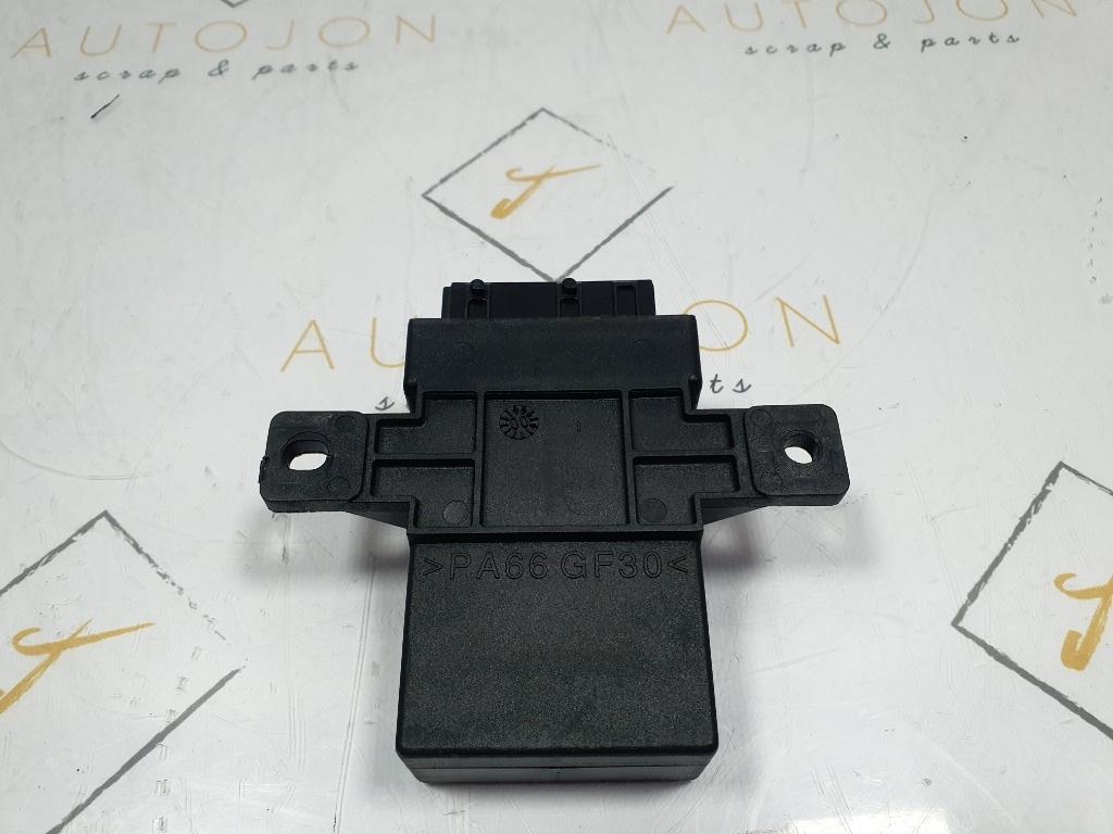 Releu PEUGEOT 206 Hatchback 2A/C 1998 - > 1.4 i KF.. 60299007
