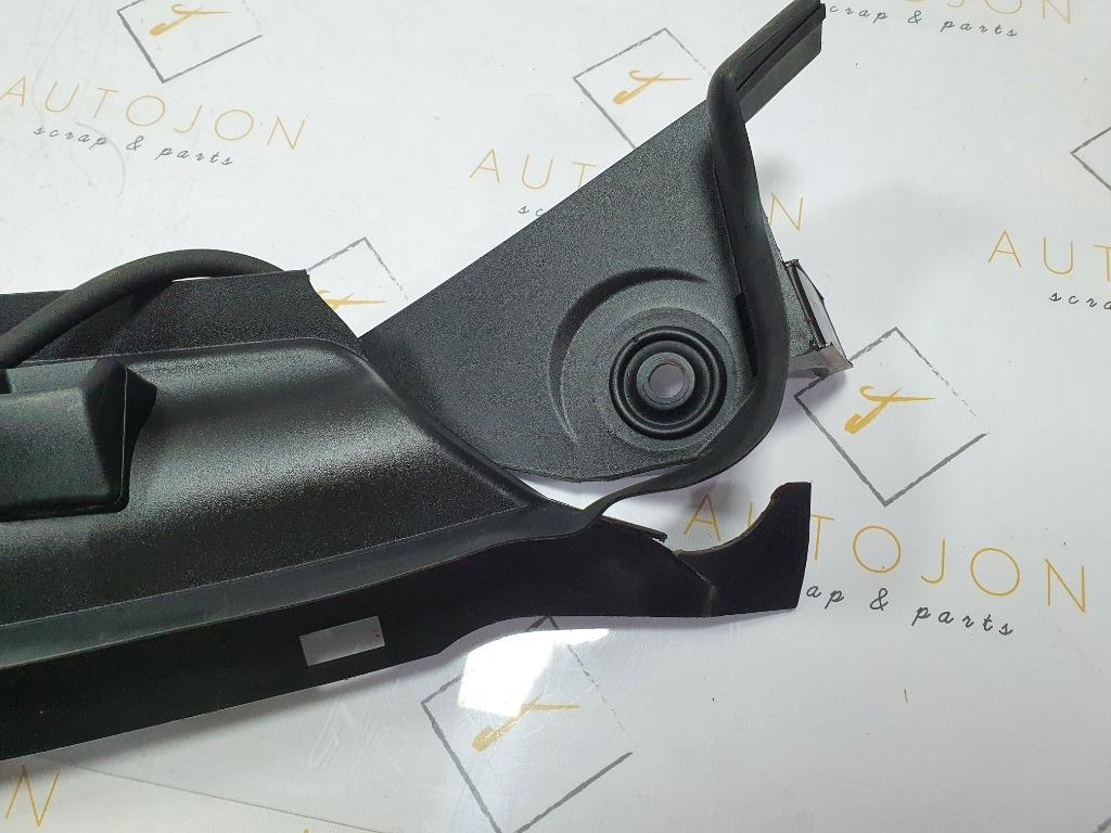 Grila stergator MERCEDES-BENZ C-CLASS W204 2007 - 2014, MERCEDES-BENZ C-CLASS T-Model III S204 2007 - 20142.2 C 180 CDI OM 651.913 A2048303213