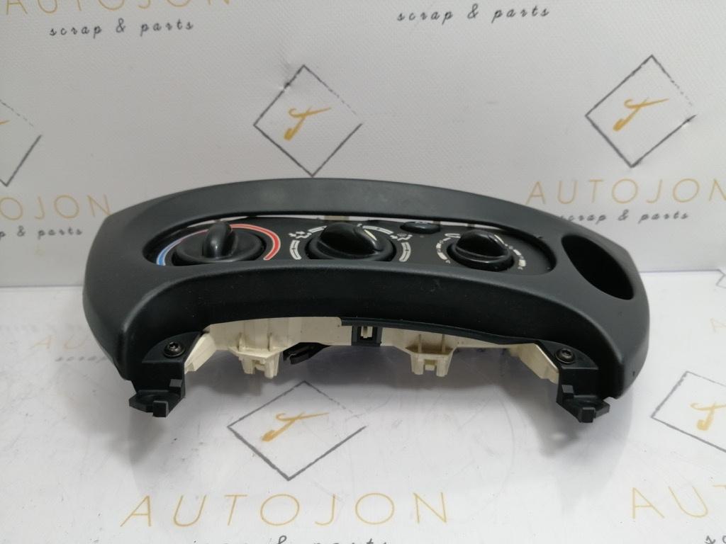 Panou comanda climatizare RENAULT SCENIC I JA0/1_, FA0_ 1999 - 2003 1.6 1.6 K4M 7.. 7701047440, 657120V
