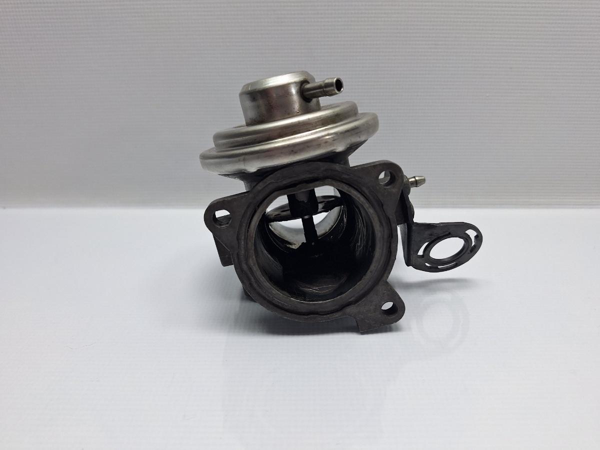 Supapa EGR VOLKSWAGEN PASSAT Estate 3B5 1997 - 2001 TDI AJM, ATJ 038129637 , 038131501E
