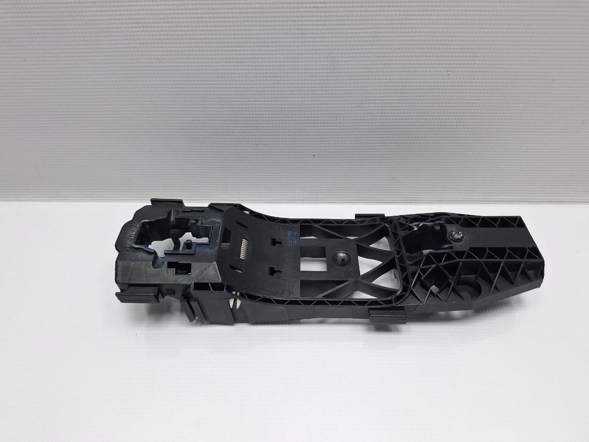 Maner/suport exterior usa culisanta VOLKSWAGEN TIGUAN 5N_ 2007 - > TDI 4motion CBAB, CFFB, CLJA 5N0839885C