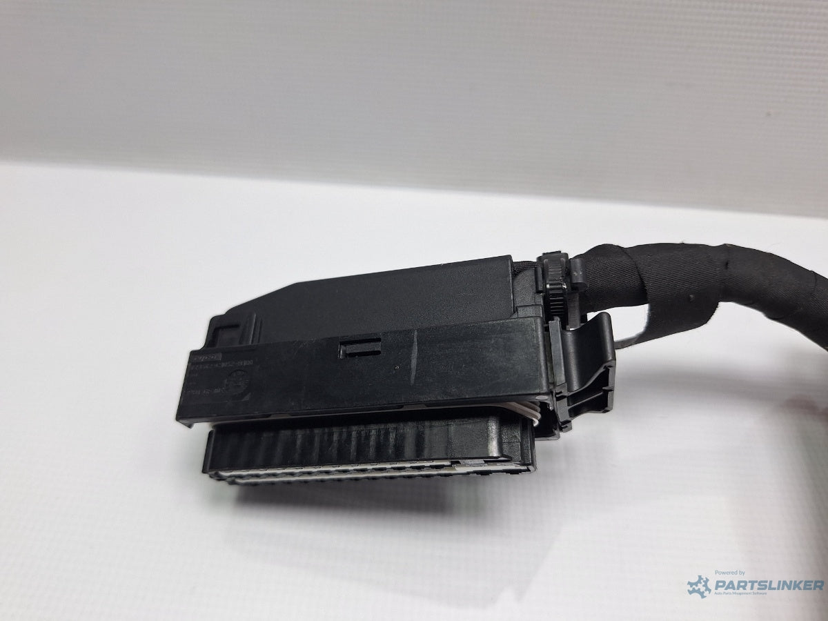 Mufa conector calculator cutie VOLKSWAGEN TIGUAN 5N_ 2007 - > TDI 4motion CBAB, CFFB, CLJA 1J0906380B