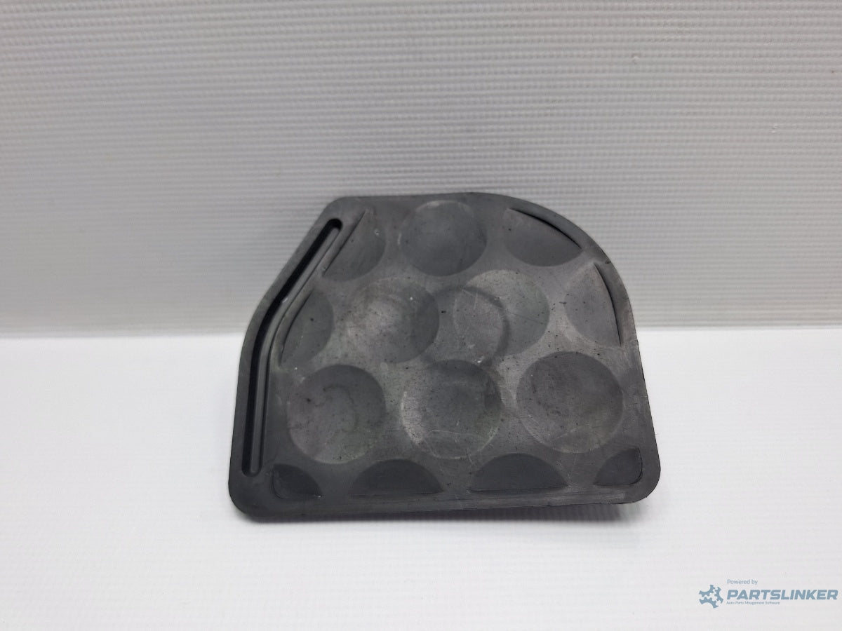 Capac scut podea stanga VOLKSWAGEN TIGUAN 5N_ 2007 - > TDI 4motion CBAB, CFFB, CLJA 5N0825961