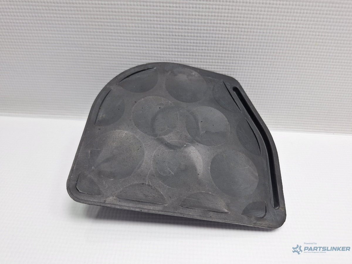 Capac scut podea dreapta VOLKSWAGEN TIGUAN 5N_ 2007 - > TDI 4motion CBAB, CFFB, CLJA 5N0825962