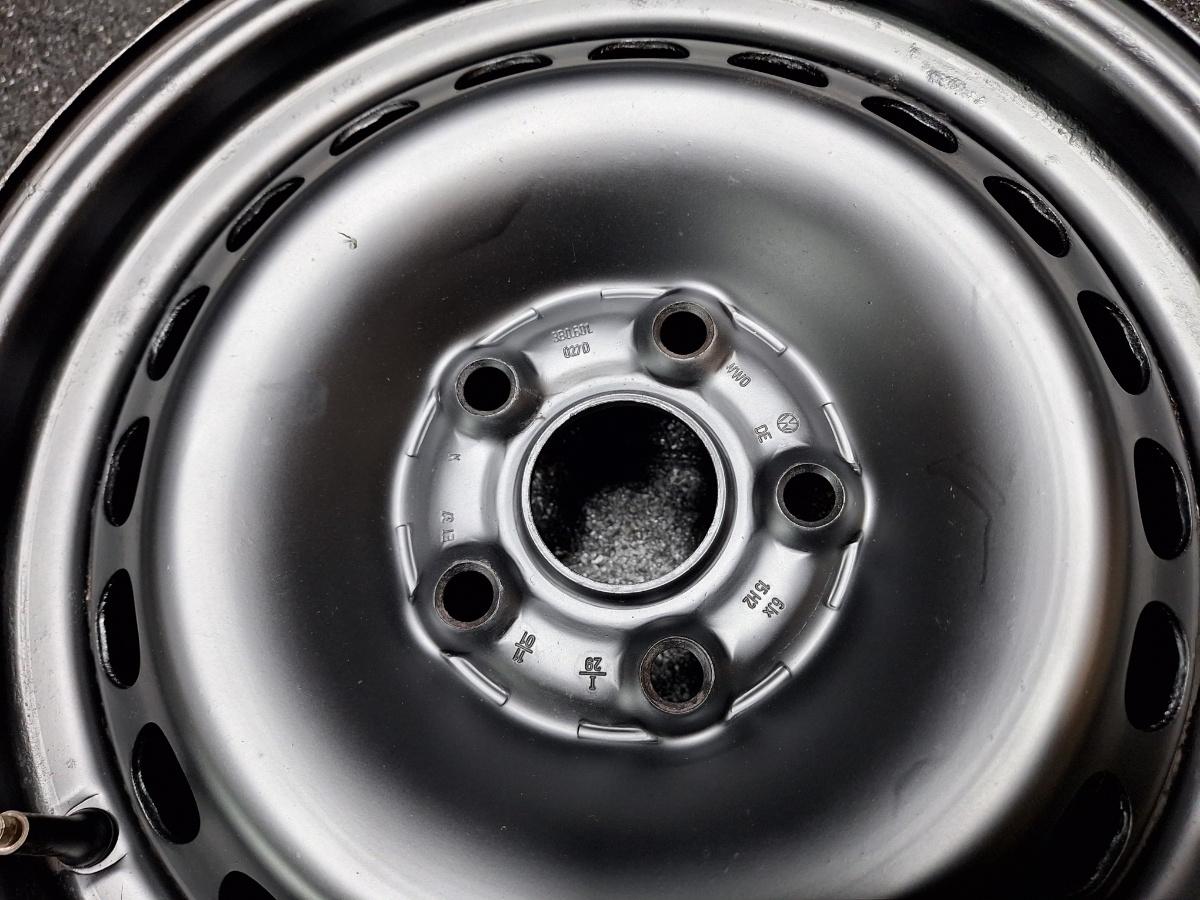 Janta tabla R15 VOLKSWAGEN PASSAT 3B3 2000 - 2005 TDI AVB 6Jx15H2 , ET37 3B0601027D