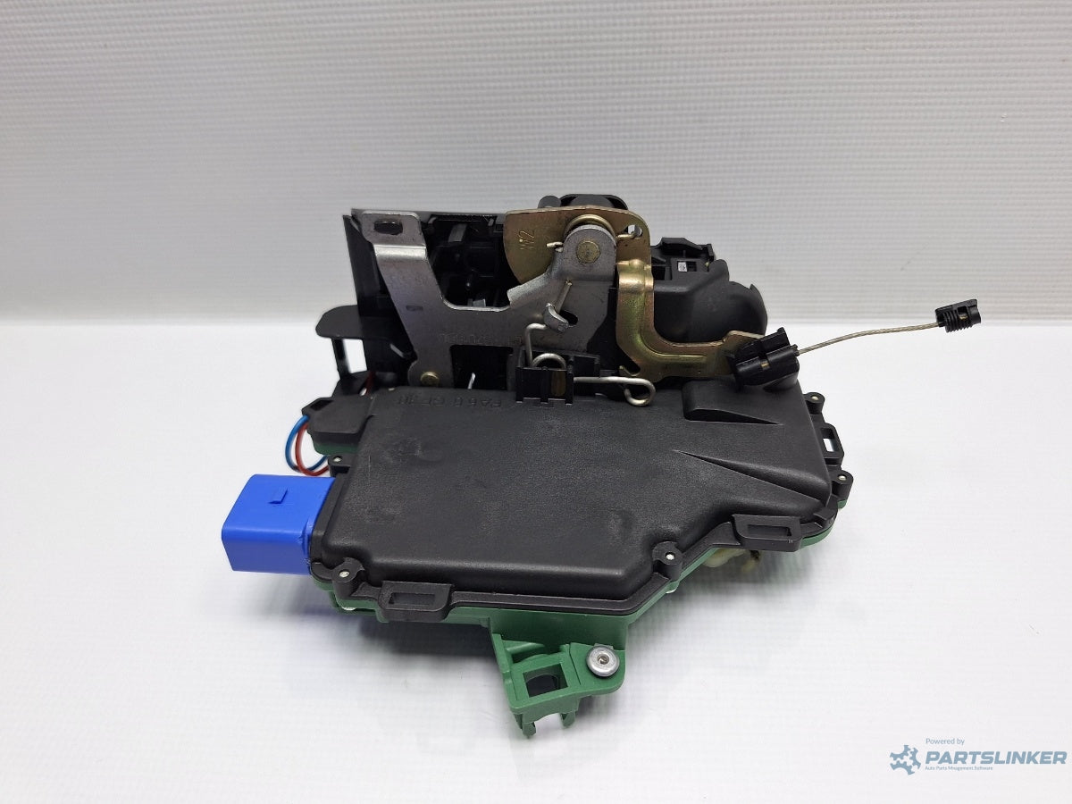 Broasca usa dreapta fata VOLKSWAGEN POLO 9N_ 2001 - 2012 16V AUA, BBY, BKY 3B1837016CC