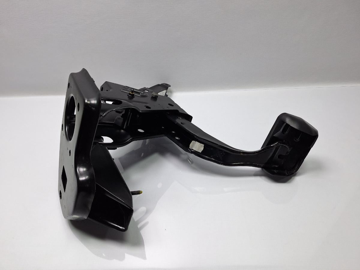 Pedala de frana VOLKSWAGEN POLO 9N_ 2001 - 20121.4 16V AUA, BBY, BKY 6Q1723058Q , 6Q1721115D