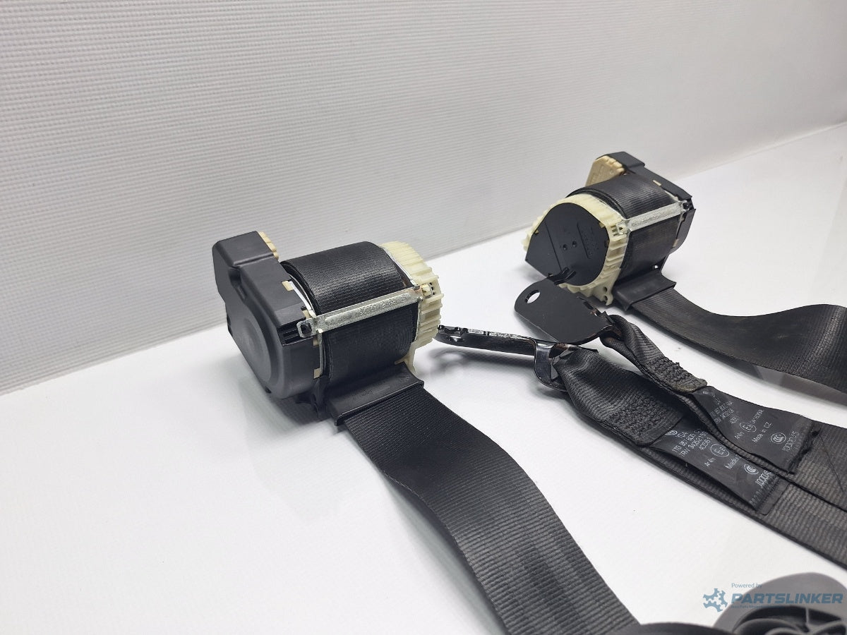 Centurii spate VOLKSWAGEN TOURAN 1T3 2010 - 2015 TDI CFHC 1T0857805C , 1T0857806C