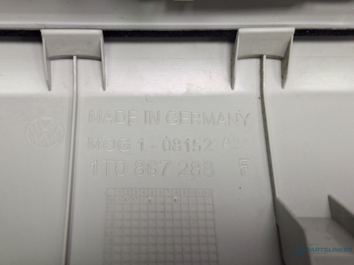 Stalpi centuri spate VOLKSWAGEN TOURAN 1T3 2010 - 2015 TDI CFHC 1T0867288F , 1T0867287F