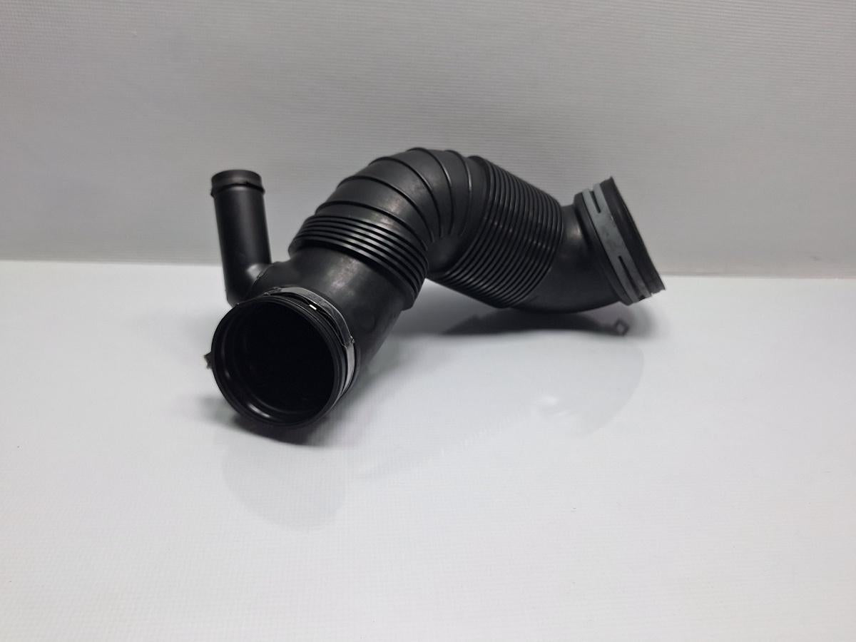 Conducta admisie aer VOLKSWAGEN TOURAN 1T3 2010 - 2015 TDI CFHC 3C0129654P