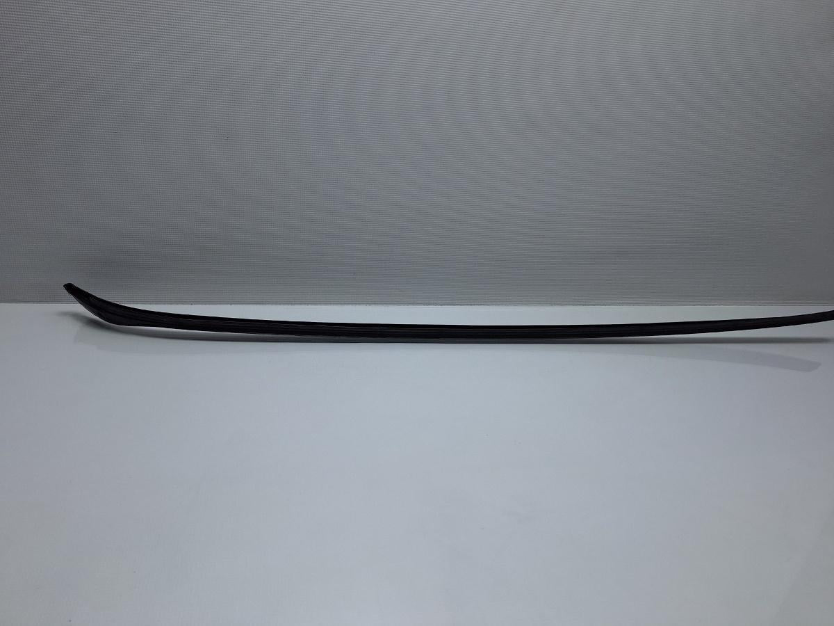 Cheder parbriz dreapta VOLKSWAGEN TOURAN 1T3 2010 - 2015 TDI CFHC 1T0854328C