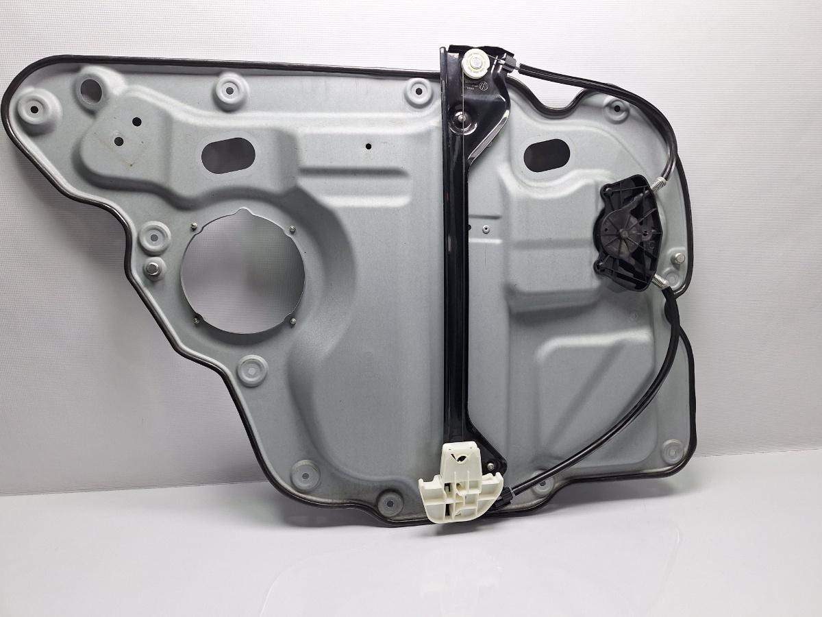 Macara Geam dreapta spate VOLKSWAGEN TOURAN 1T3 2010 - 20152.0 TDI CFHC 1T0839730Q