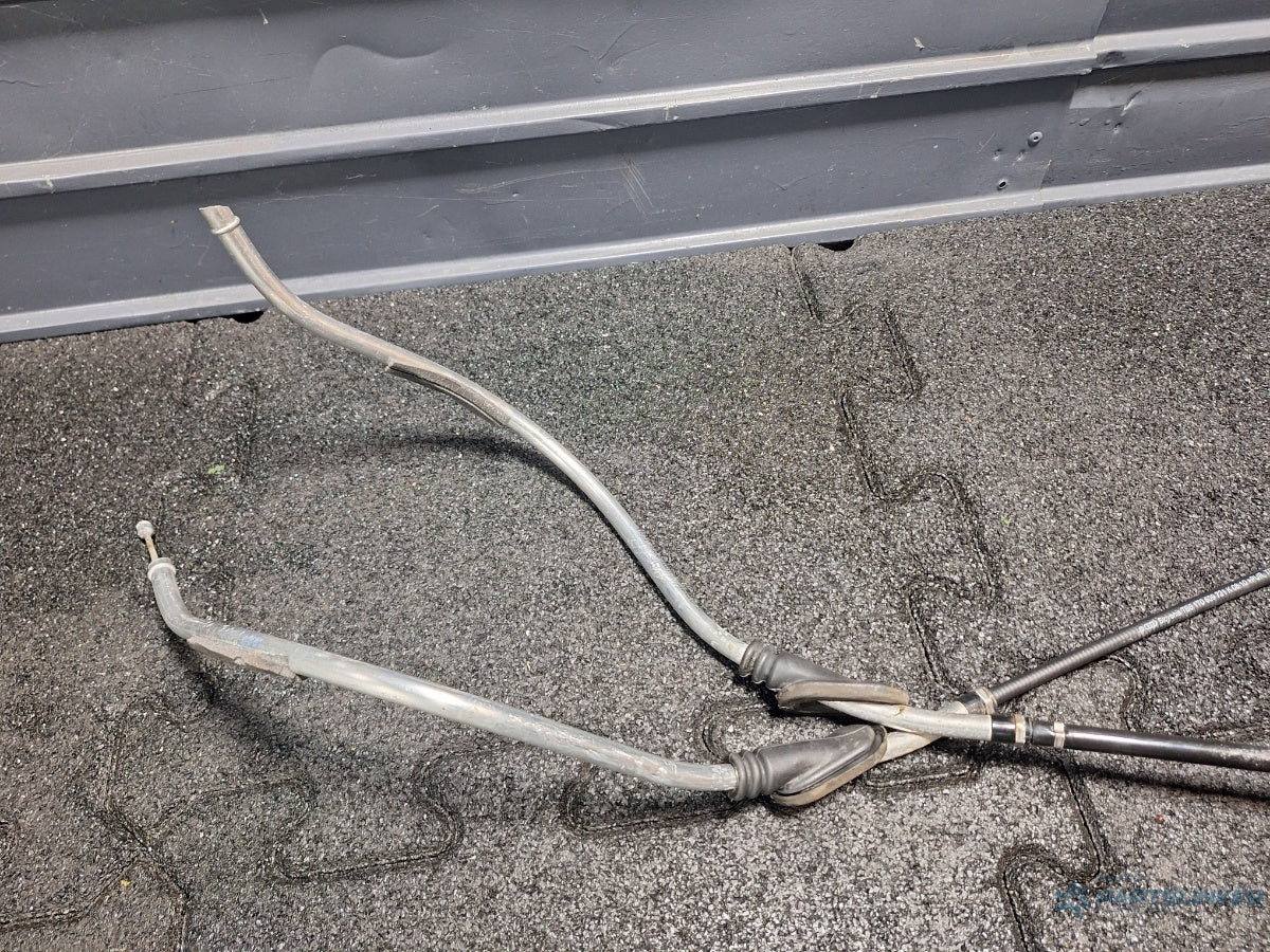 Cabluri frana de mana VOLKSWAGEN TOURAN 1T3 2010 - 2015 TDI CFHC 1T0609721L ,1T0711952B