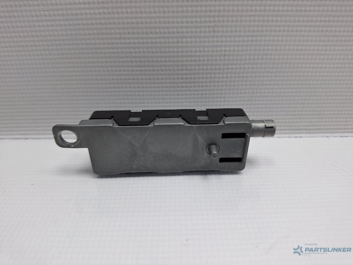 Amplificator antena VOLKSWAGEN PASSAT Variant 3C5 2005 - 2011 TDI CAYC 3C9035552A