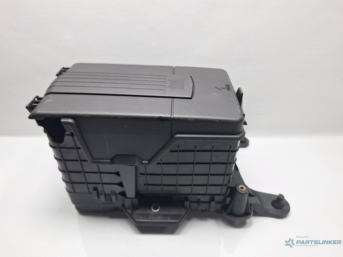 Carcasa baterie VOLKSWAGEN PASSAT CC 357 2008 - 2012 TSI CCZB 1K0915333H , 1K0915325B