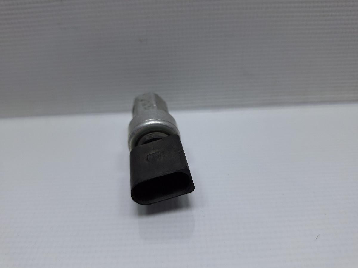 Senzor presiune AC VOLKSWAGEN JETTA IV 162, 163, AV3, AV2 2012 1.6 TDI CAYC 77KW|105HP 2012