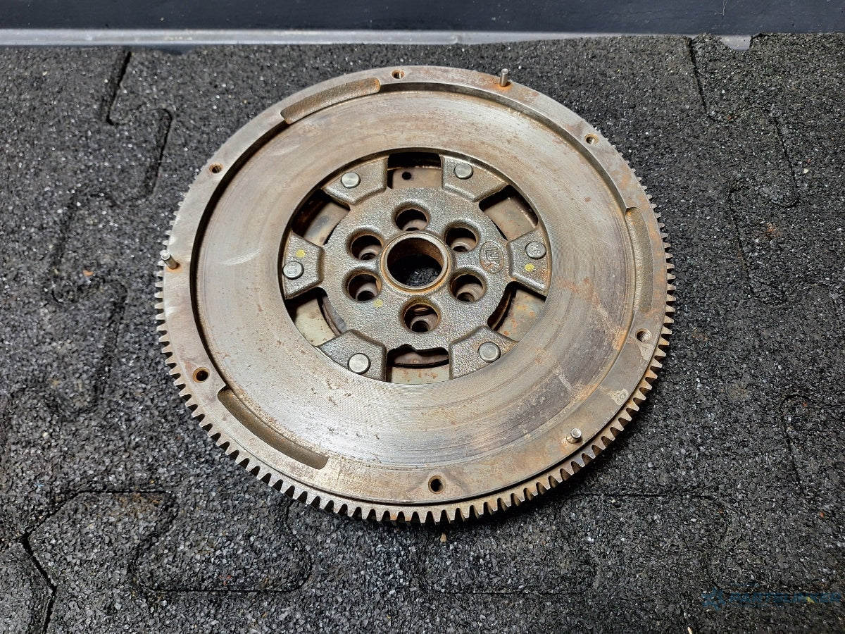 Volanta masa dubla VOLKSWAGEN PASSAT Variant 3G5 2014 - > TDI CRLB, DBGA, DFGA LUK 415053310