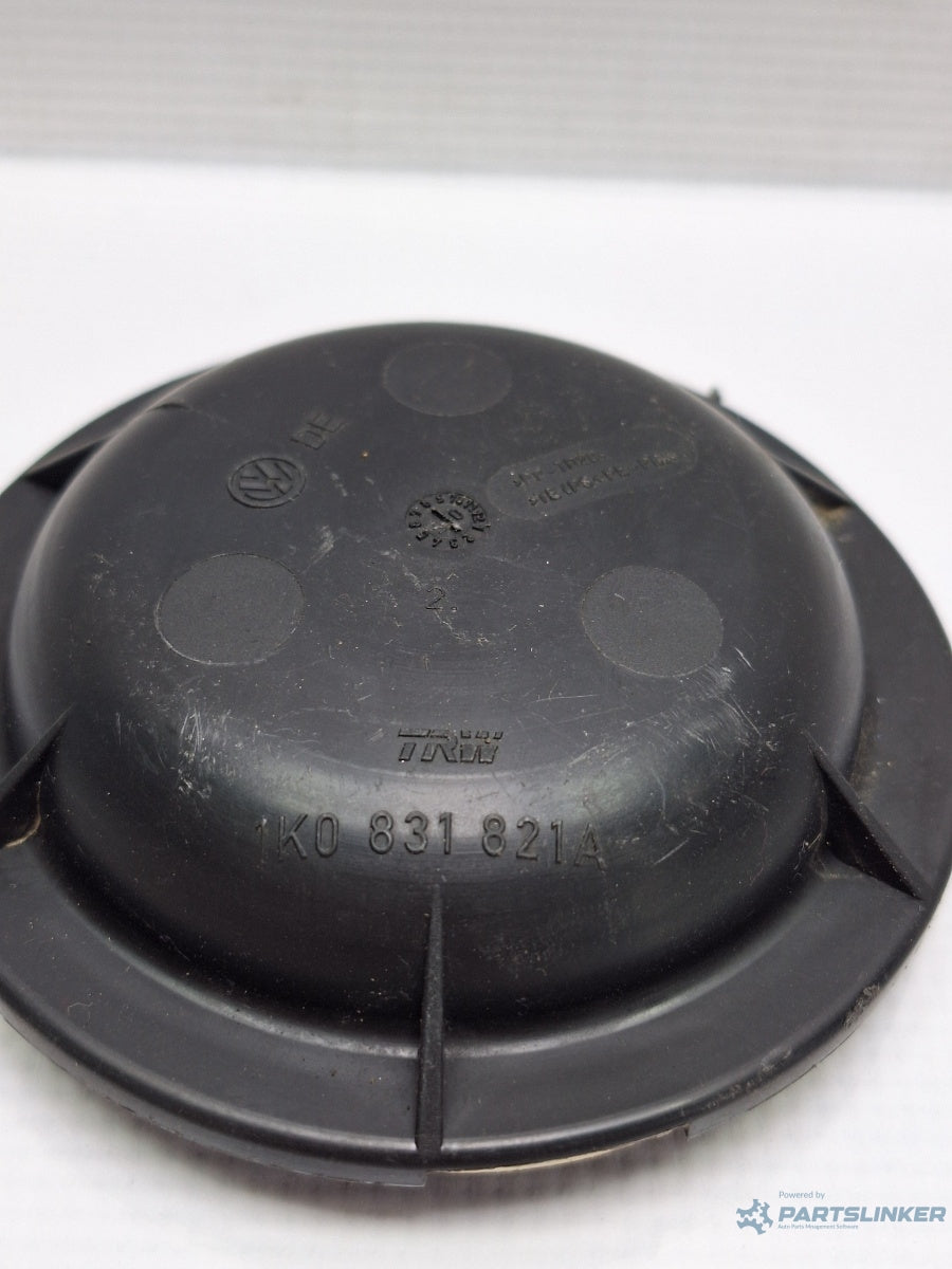 Capac far VOLKSWAGEN JETTA III 1K2 2004 - 2010 TDI CAYC 1K0831821A