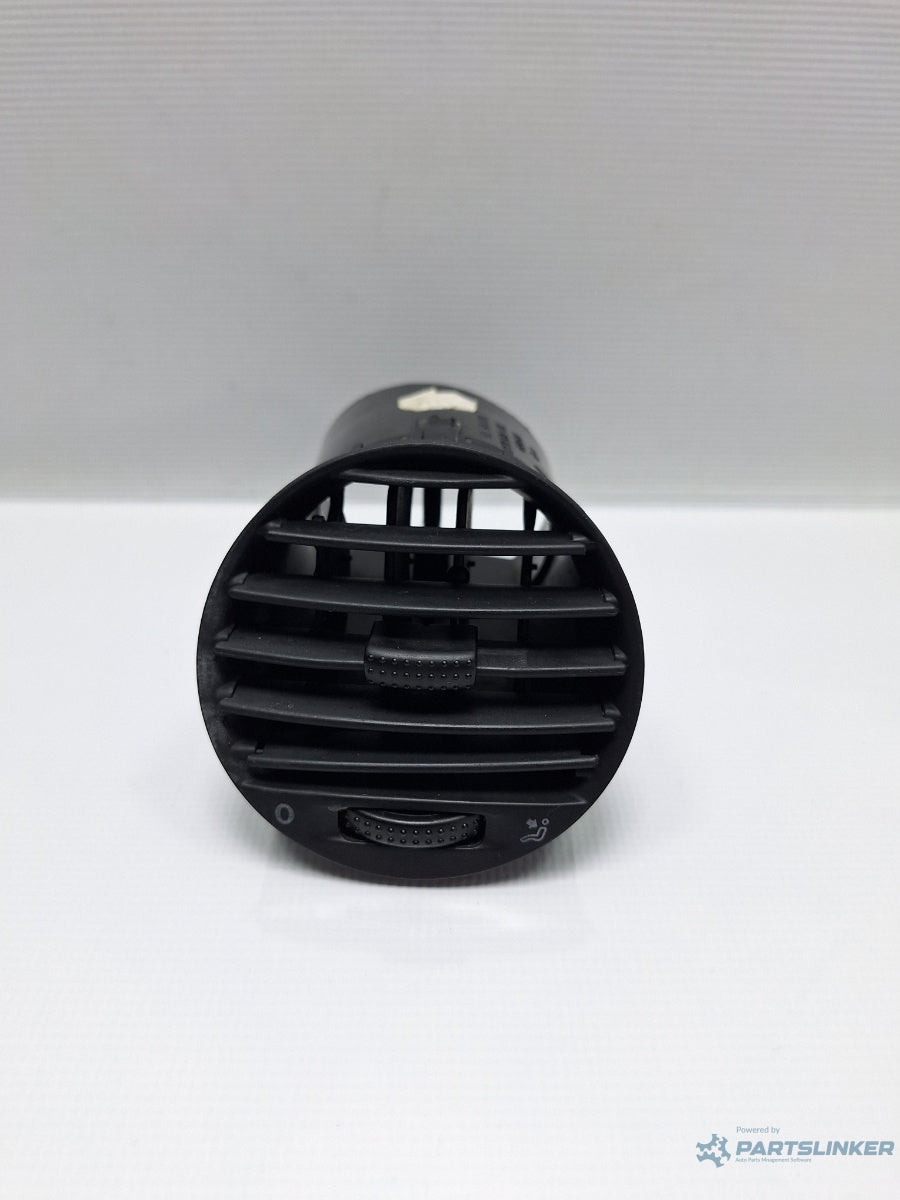 Grila ventilatie stanga VOLKSWAGEN NEW BEETLE 9C1, 1C1 1998 - 2010 1.6 1.6 AYD, BFS 1C0819703