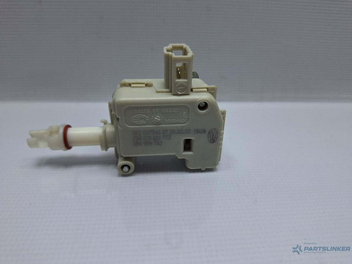 Actuator inchidere centralizata VOLKSWAGEN NEW BEETLE 9C1, 1C1 1998 - 2010 1.6 1.6 AYD, BFS 1C0810773
