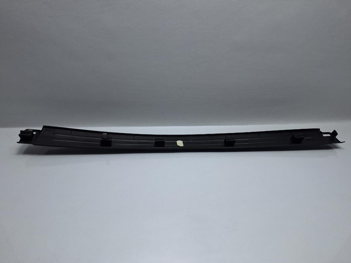 Ornamente prag dreapta VOLKSWAGEN NEW BEETLE 9C1, 1C1 1998 - 20101.6 1.6 1.6 AYD, BFS 1C0853372A