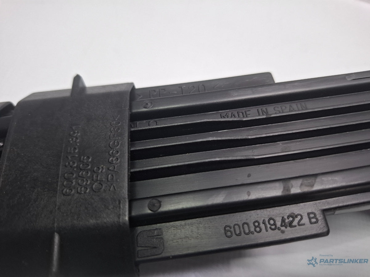 Capac filtru polen SEAT IBIZA V 6J5, 6P1 2008 - > TDI BMS 6Q0819422B